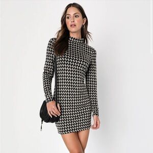 Chic Houndstooth Long Sleeve Dress
